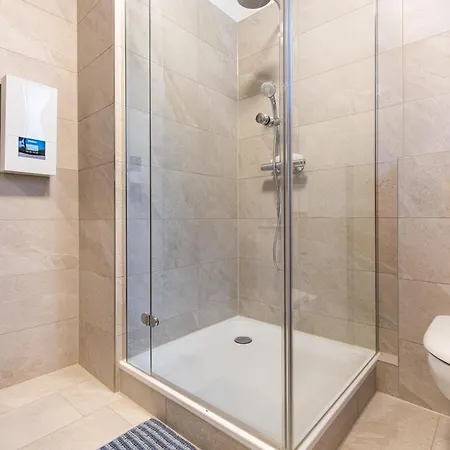 Apartment Haus Wendelgard I Zentrale Lage I Parkplatz I Ganze