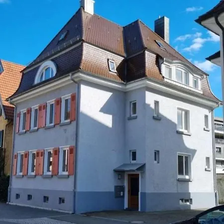 アパート Haus Wendelgard I Zentrale Lage I Parkplatz I Ganze フリードリヒスハーフェン