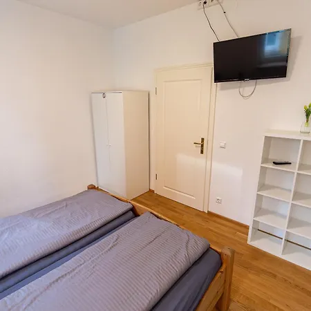 Haus Wendelgard I Zentrale Lage I Parkplatz I Ganze Friedrichshafen