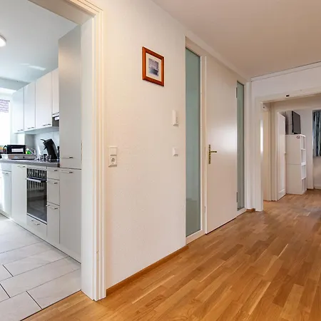 Daire Haus Wendelgard I Zentrale Lage I Parkplatz I Ganze Friedrichshafen